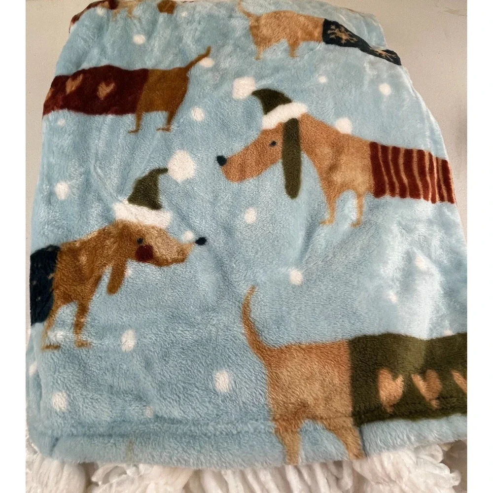 Holiday Dachshund Dog Throw Blanket 50x70 Plush Fringe Santa Hats Sweaters Doxie